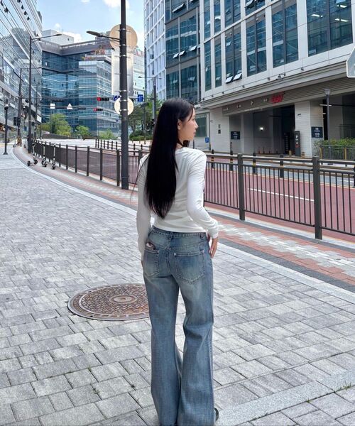 PEPLEE(ペプリー)の「Washed Denim Boots Cut Pants (Blue)(デニムパンツ・レディース・その他・SMALL/MEDIUM/LARGE)」の11枚目の写真