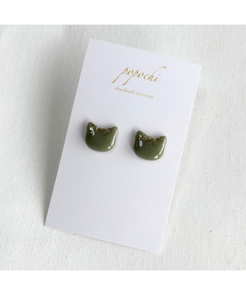 tone(トーン)の「【popochi】ピアス 猫 ネコ モチーフ 抹茶 チョコ フェイク スイーツ 大人可愛い(MA)(ピアス(両耳用)・レディース・グリーン/グリーン系/ダークブラウン・FREE)」の3枚目の写真