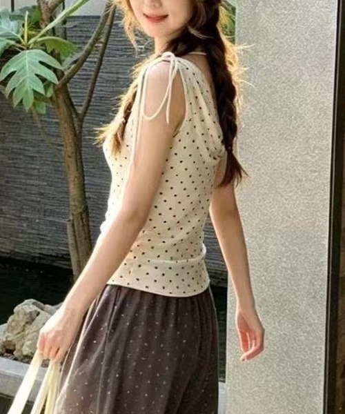 Nia(ニア)の「Nia(ニア)/ドットドレープショルダーリボントップス(Tシャツ/カットソー・レディース・ブラック/ピンク/イエロー/ライトブルー・FREE)」の7枚目の写真