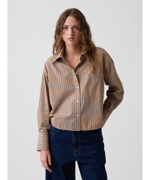 GAP(ギャップ)の「オーガニックコットン ポプリン オーバーサイズ クロップドシャツ(シャツ/ブラウス・レディース・その他/ブラウン/キャメル・XS/S/M/L/XXS)」の1枚目の写真