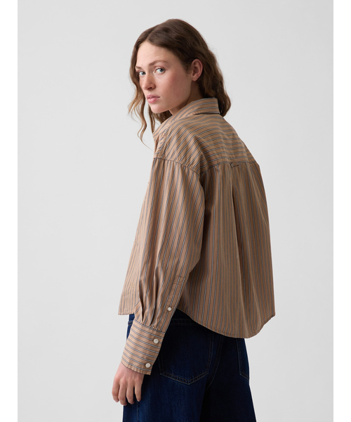 GAP(ギャップ)の「オーガニックコットン ポプリン オーバーサイズ クロップドシャツ(シャツ/ブラウス・レディース・その他/ブラウン/キャメル・XS/S/M/L/XXS)」の9枚目の写真