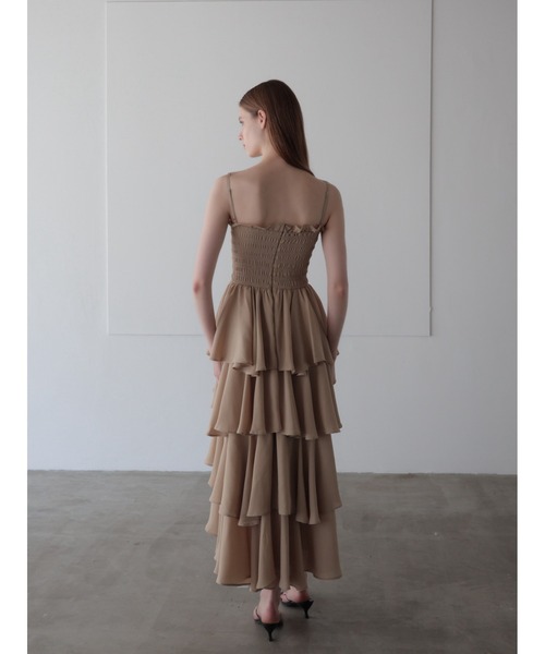 celon(セロン)の「frilly chiffon tiered dress(ワンピース・レディース・ブラック/ベージュ/アイボリー・SMALL/MEDIUM)」の14枚目の写真