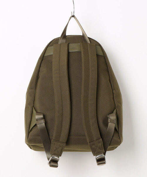 A.P.C.(アーペーセー)の「Backstage スモールリュックサック(バックパック/リュック・メンズ・カーキ・ONESIZE)」の2枚目の写真