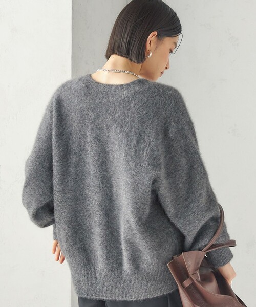 SHIPS(シップス)の「杢 フォックス カシミヤ Vネック カーディガン(カーディガン/ボレロ・レディース・ピンク/グレー・ONE SIZE)」の12枚目の写真
