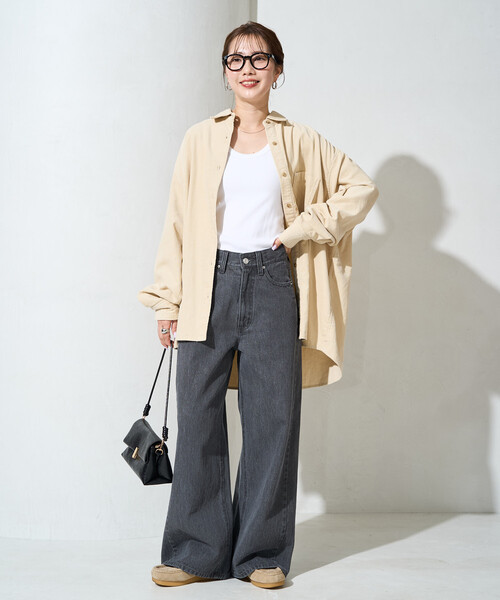 FREAK'S STORE(フリークスストア)の「限定展開 ストレート ライン デニム(デニムパンツ・レディース・ブルー/ネイビー/グレー・27/25/26)」の2枚目の写真