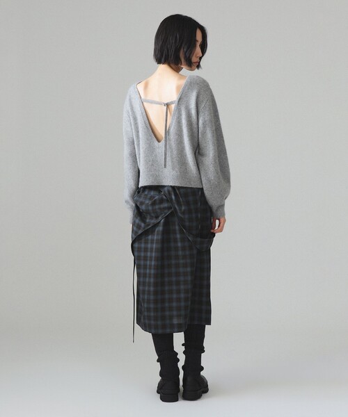 maturely（マチュアリー）の「maturely / フォックスミックス ブイ＆クルー ニット（カーディガン/ボレロ・レディース・グレー/オレンジ・ONE SIZE）」の9枚目の写真