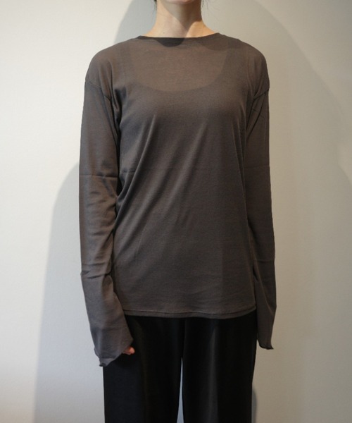 MIDWEST（ミッドウエスト）の「CLANE SHEER LOOSE CUT TOPS（Tシャツ/カットソー・レディース・ホワイト/ダークグレー・1/2）」の2枚目の写真