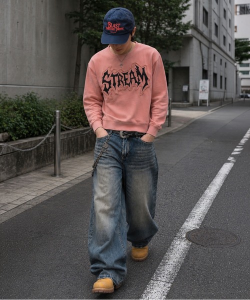 SPINNS(スピンズ)の「短丈ピグメント加工スウェット/パッチワークロゴ/ユニセックス(スウェット・メンズ・ブラック/カーキ/ピンク/ブラウン・ONESIZE)」の20枚目の写真