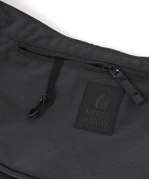GEORGE'S（ジョージズ）の「【SIERRA DESIGNS】ハーフムーンBAG（ショルダーバッグ・メンズ・ブラック・FREE）」の4枚目の写真