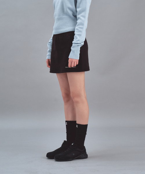 Rest&Recreation(レストアンドレクリエーション)の「FLEECE MINI SKIRT - BLACK(スカート・レディース・その他・SMALL/MEDIUM)」の2枚目の写真