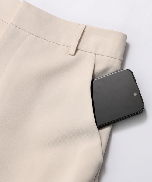 Fit more(フィットモア)の「サイドタックリボンショートパンツ(その他パンツ・レディース・ブラック/アイボリー・M/S)」の13枚目の写真