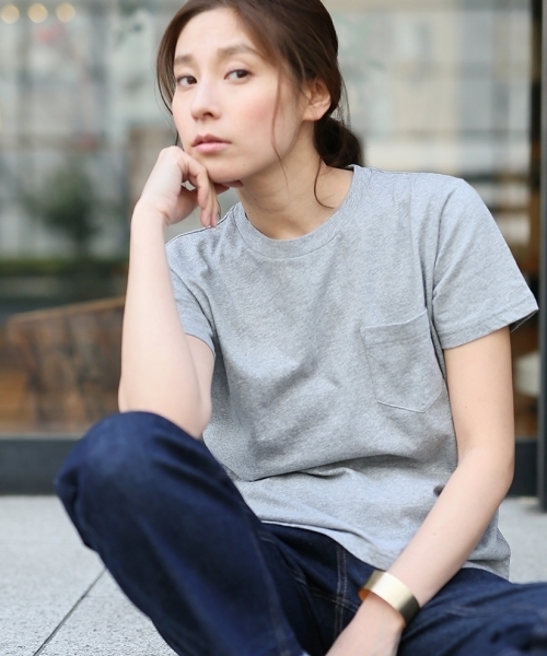 LEPSIM（レプシィム）の「カリフォルニアコットンポケTシャツ/SS　713031（Tシャツ/カットソー・レディース・トップグレー/ブラック/サックスブルー/オフホワイト/ライトピンク/ベージュ・MEDIUM/LARGE）」の4枚目の写真