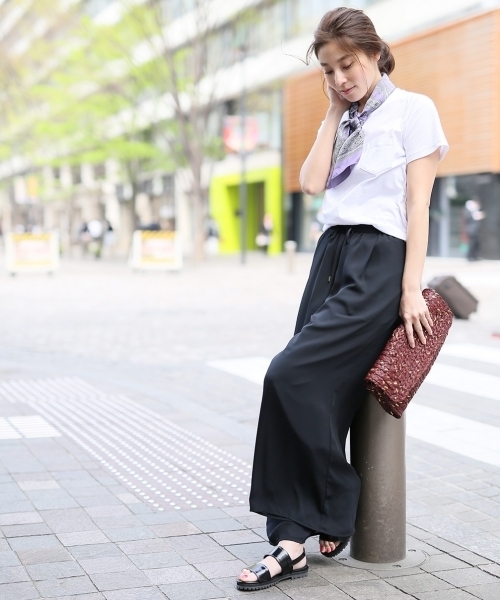 LEPSIM（レプシィム）の「カリフォルニアコットンポケTシャツ/SS　713031（Tシャツ/カットソー・レディース・トップグレー/ブラック/サックスブルー/オフホワイト/ライトピンク/ベージュ・MEDIUM/LARGE）」の17枚目の写真