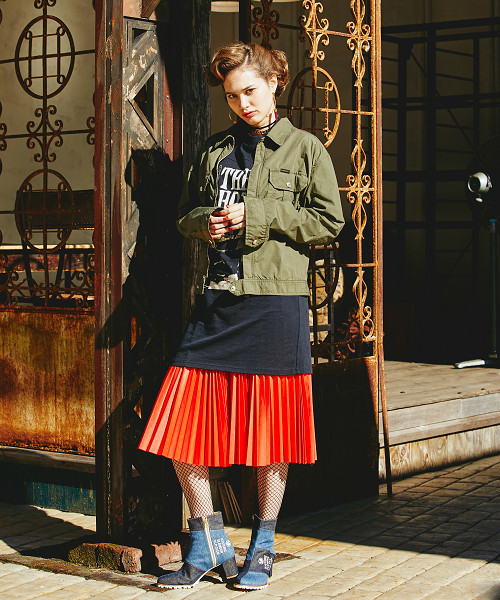 HYSTERIC GLAMOUR（ヒステリックグラマー）の「ワークJK（ブルゾン・レディース・インディゴブルー/カーキ/ブラック・SMALL/MEDIUM）」の7枚目の写真