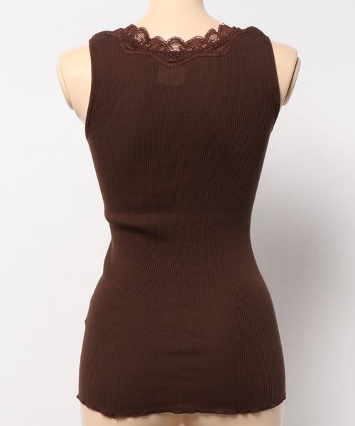 LOWRYS FARM（ローリーズファーム）の「レースマルドウタンク　785459 （タンクトップ・レディース・ブラック/オフホワイト/グレー/ブラウン/カーキ/モカ・MEDIUM/LARGE）」の8枚目の写真