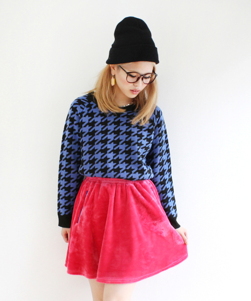 WC（ダブル シー）の「wc/千鳥柄ニット（ニット/セーター・レディース・ブルー/イエロー/ピンク・FREE）」の2枚目の写真