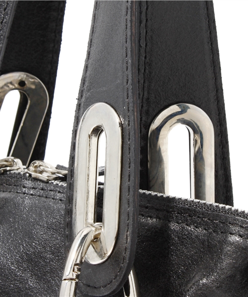 SOFFITTO(ソフィット)の「Soffitto / レザーバッグ(ショルダーバッグ・レディース・ブラック/グレー・FREE)」の4枚目の写真
