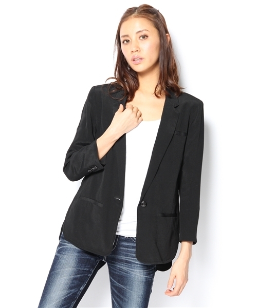 KariAng（カリアング）の「ラウンド７分袖ジャケット（テーラードジャケット・レディース・ブラック系/ベージュ系・SMALL/MEDIUM）」の4枚目の写真