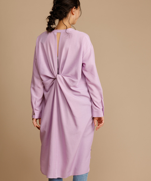 Munich（ミューニック）の「ダンガリーバックツイストワンピース（ワンピース・レディース・ホワイト/ブルー/ラベンダー/ライトベージュ・FREE）」の9枚目の写真