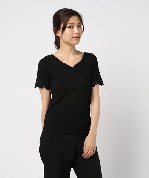 TRUDEA(トルディア)の「テレコ編み袖刺繍プルオーバー(Tシャツ/カットソー・レディース・ベージュ/ラベンダー/ホワイト/ピンク/ミント/ブラック・SMALL/LARGE/MEDIUM)」の3枚目の写真
