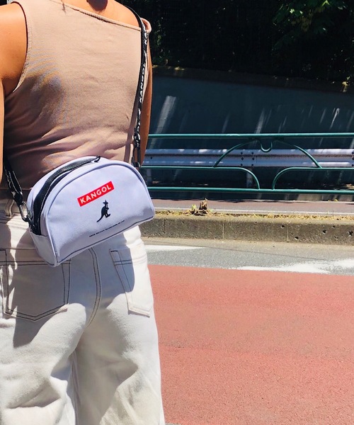 KANGOL（カンゴール）の「【KANGOL/カンゴール】 2ＷＡＹ ミニ ショルダーバッグ（ショルダーバッグ・メンズ・ホワイト/ベージュ/ブラック×ホワイト/ブラック×レッド・FREE）」の2枚目の写真
