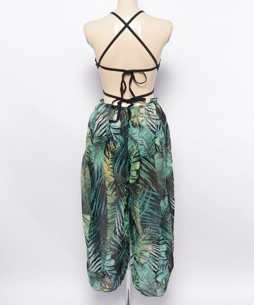 Dita（ディータ）の「【3点セット】スカート付きホルターネックビキニ＆ショーツセット【RT】（水着・レディース・ブラック/ホワイト系その他/ホワイト/ブラック系その他・M/L/XL）」の6枚目の写真