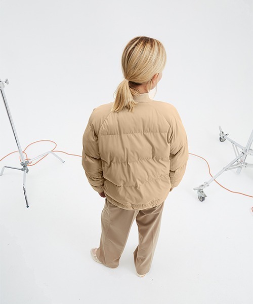 SHU（シュー）の「BOMBER JACKET（ダウンジャケット/コート・レディース・ブラック/グレー/ベージュ・XS/S/M/L/XL）」の15枚目の写真