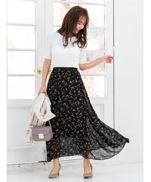 fifth（フィフス）の「小花柄シャーリングロングスカート（スカート・レディース・ブラック/ブラウン・MEDIUM）」の2枚目の写真