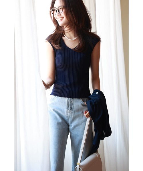 SAISON DE PAPILLON（セゾンドパピヨン）の「フレンチスリーブリブ切替サマーニット選べる2タイプ【22色展開】【接触冷感】（ニット/セーター・レディース・ブラック/ネイビー/アイボリー/ベージュ/ミント/カーキ/パープル/ピンク/ホワイト系その他/ブラック系その他/ブルー系その他/ベージュ系その他/パープル系その他/グリーン系その他/ライトベージュ/グリーン/ベビーピンク/パープル系その他2/ベージュ系その他2/バイオレット/ピンク系その他2/グリーン系その他2・L/M）」の15枚目の写真