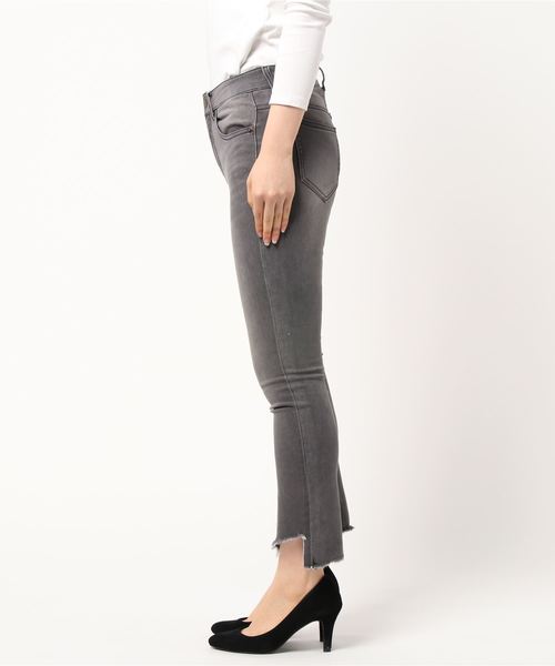 KOBE LETTUCE（コウベレタス）の「カットオフセミフレアデニムパンツ（デニムパンツ・レディース・ブラック/グレー/ブラック系その他・S/M）」の5枚目の写真