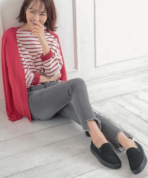 KOBE LETTUCE（コウベレタス）の「カットオフセミフレアデニムパンツ（デニムパンツ・レディース・ブラック/グレー/ブラック系その他・S/M）」の8枚目の写真