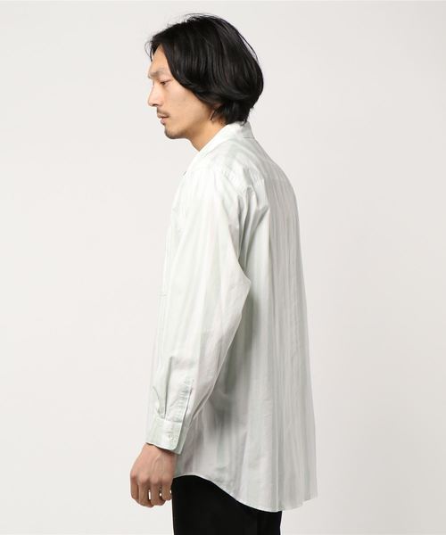 ADAM ET ROPE'（アダムエロペ）の「Origami Dye レギュラーカラーシャツ（シャツ/ブラウス・メンズ・ライトグリーン・M/L）」の3枚目の写真