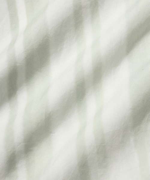 ADAM ET ROPE'（アダムエロペ）の「Origami Dye レギュラーカラーシャツ（シャツ/ブラウス・メンズ・ライトグリーン・M/L）」の9枚目の写真