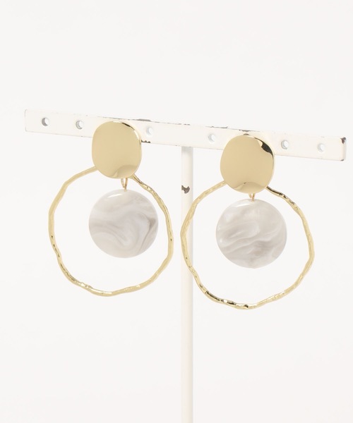 ap retro（アプレトロ）の「ループ×カラーストーンピアス【ZOZO限定アイテム】（ピアス（両耳用）・レディース・グレー/イエロー/グリーン・FREE）」の5枚目の写真