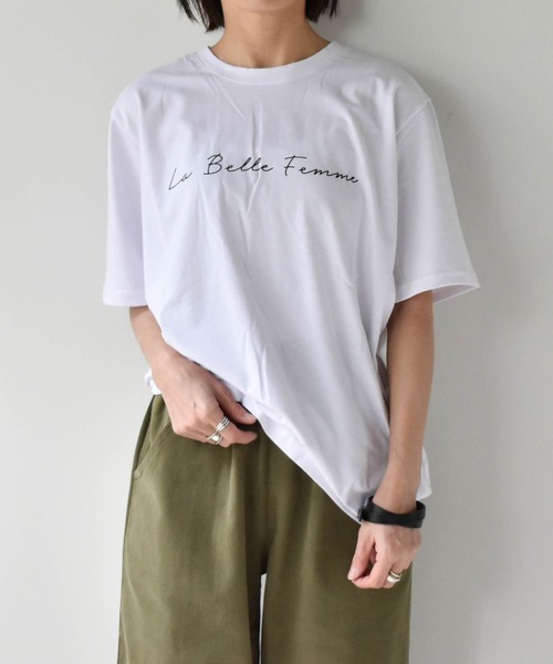 muure（ミュール）の「筆記体ロゴプリント半袖Tシャツ（Tシャツ/カットソー・レディース・アイボリー/チャコールグレー/ベージュ・FREE）」の2枚目の写真