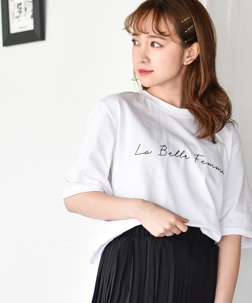 muure（ミュール）の「筆記体ロゴプリント半袖Tシャツ（Tシャツ/カットソー・レディース・アイボリー/チャコールグレー/ベージュ・FREE）」の4枚目の写真