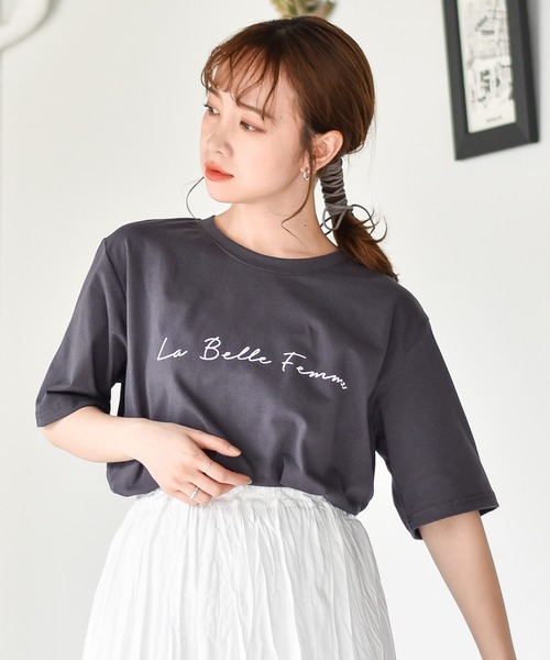 muure（ミュール）の「筆記体ロゴプリント半袖Tシャツ（Tシャツ/カットソー・レディース・アイボリー/チャコールグレー/ベージュ・FREE）」の8枚目の写真