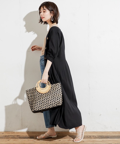 natural couture（ナチュラルクチュール）の「【WEB限定カラー有り】リネン前釦2WAYワンピース（ワンピース・レディース・ブラック/ベージュ/パープル/イエロー/ストライプ・FREE）」の6枚目の写真