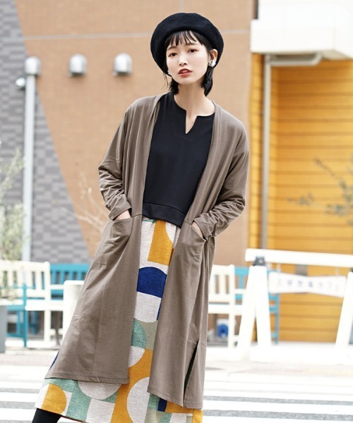 zootie（ズーティー）の「さらっと薄手で快適 UVカットロングカーディガン（カーディガン/ボレロ・レディース・ベージュ系その他/ブルー系その他/イエロー/ネイビー/ブラック/杢グレー/ピンク/オフホワイト/ライトカーキ/チャコール/ライトイエロー/ライトブルー/ミント/ラベンダー・L/M/L-XL/M-L）」の5枚目の写真