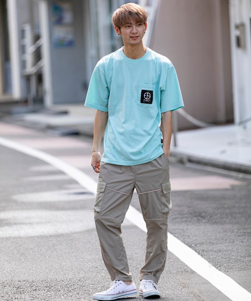 En serio TOKYO（エンソリオトーキョー）の「トレードマーク ワンポイント  ポケットプリント ビッグシルエット Tシャツ（Tシャツ/カットソー・メンズ・ブラック/オフホワイト/サンドベージュ/ミント/スモークピンク/ネイビー・LL/S/M/L）」の9枚目の写真