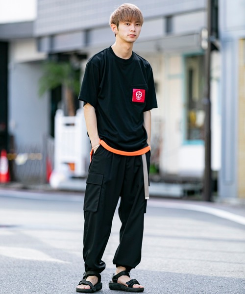 En serio TOKYO（エンソリオトーキョー）の「トレードマーク ワンポイント  ポケットプリント ビッグシルエット Tシャツ（Tシャツ/カットソー・メンズ・ブラック/オフホワイト/サンドベージュ/ミント/スモークピンク/ネイビー・LL/S/M/L）」の11枚目の写真