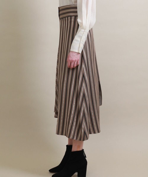 RITO（リト）の「【Rito(リト)】マルチストライプアシンメトリースカート 　0770RTW713S（スカート・レディース・ブラウン/ブルー・36）」の7枚目の写真