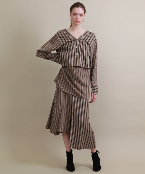 RITO（リト）の「【Rito(リト)】マルチストライプアシンメトリースカート 　0770RTW713S（スカート・レディース・ブラウン/ブルー・36）」の5枚目の写真