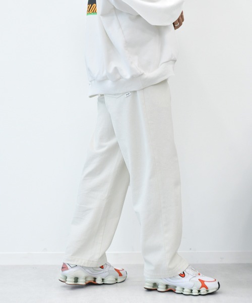 Perushu（ペルーシュ）の「ワイドストレートパンツ（デニムパンツ・メンズ・オフホワイト/ベージュ/カーキ/ライトブルー/サックスブルー・SMALL/MEDIUM/LARGE）」の2枚目の写真