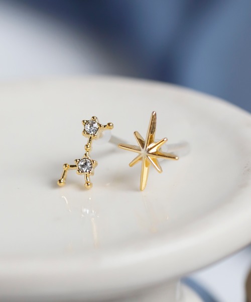 ANEMONE(アネモネ)の「ビジューが紡ぐ星座ピアス(ピアス(両耳用)・レディース・F/H/G/E/C/K/A/I/B/J/D/L・FREE)」の6枚目の写真