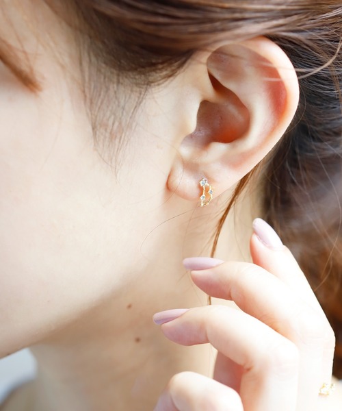 ANEMONE(アネモネ)の「ビジューが紡ぐ星座ピアス(ピアス(両耳用)・レディース・F/H/G/E/C/K/A/I/B/J/D/L・FREE)」の10枚目の写真