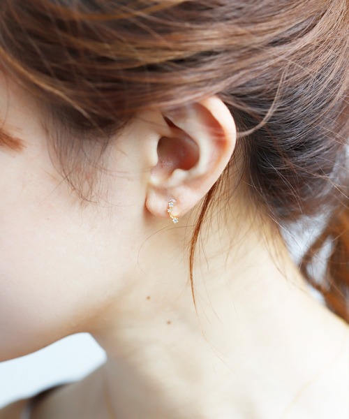 ANEMONE(アネモネ)の「ビジューが紡ぐ星座ピアス(ピアス(両耳用)・レディース・F/H/G/E/C/K/A/I/B/J/D/L・FREE)」の11枚目の写真