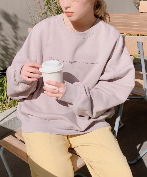 VANNIE U（ヴァニーユー）の「2WAYロゴフェイススウェット（スウェット・レディース・ブラウン/オリーブ/アイボリー/ホワイト系その他/ホワイト系その他2/ベージュ/グレイッシュベージュ/ライトグリーン/ライトブルー・FREE）」の2枚目の写真