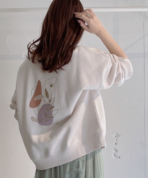 VANNIE U（ヴァニーユー）の「2WAYロゴフェイススウェット（スウェット・レディース・ブラウン/オリーブ/アイボリー/ホワイト系その他/ホワイト系その他2/ベージュ/グレイッシュベージュ/ライトグリーン/ライトブルー・FREE）」の4枚目の写真