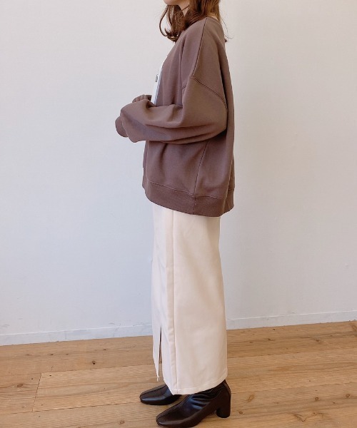 VANNIE U（ヴァニーユー）の「2WAYロゴフェイススウェット（スウェット・レディース・ブラウン/オリーブ/アイボリー/ホワイト系その他/ホワイト系その他2/ベージュ/グレイッシュベージュ/ライトグリーン/ライトブルー・FREE）」の21枚目の写真